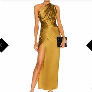 Yellow Gold one shoulder high slit